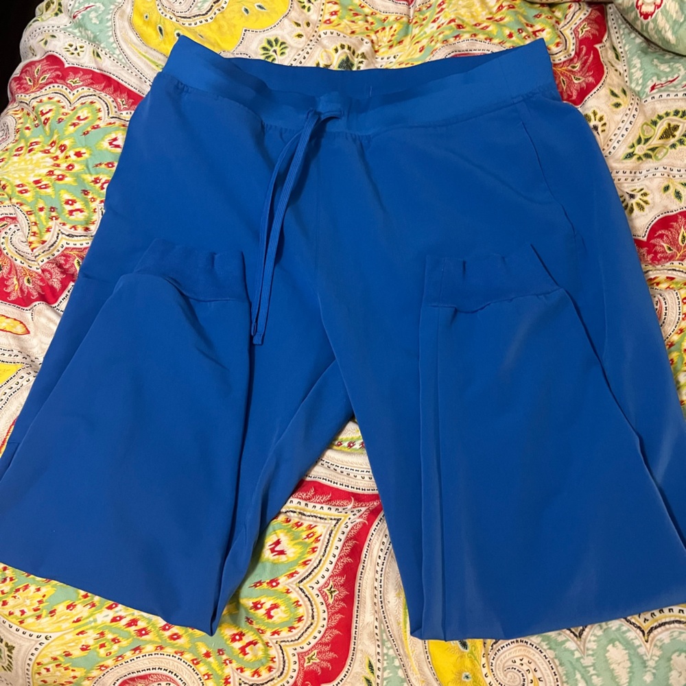 Mandala scrub joggers